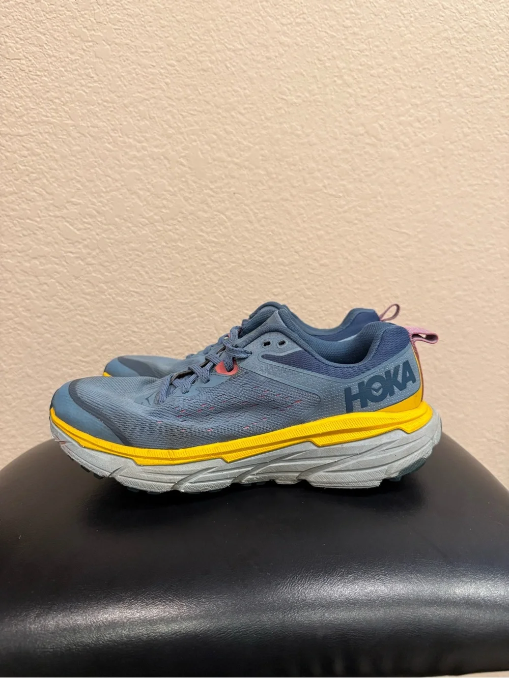 Women’s Hoka Challenger (size 7.5)